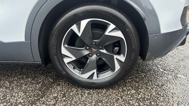 CUPRA Tavascan 210kW V1 77kWh 5dr Auto Electric Estate